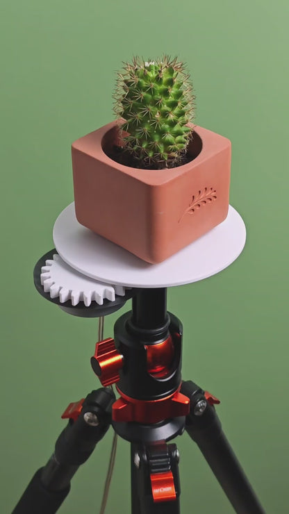 Turntable For Photography — 3D-Printed Rotary Table D130 STL files (4 RPM Motor AC 220V)